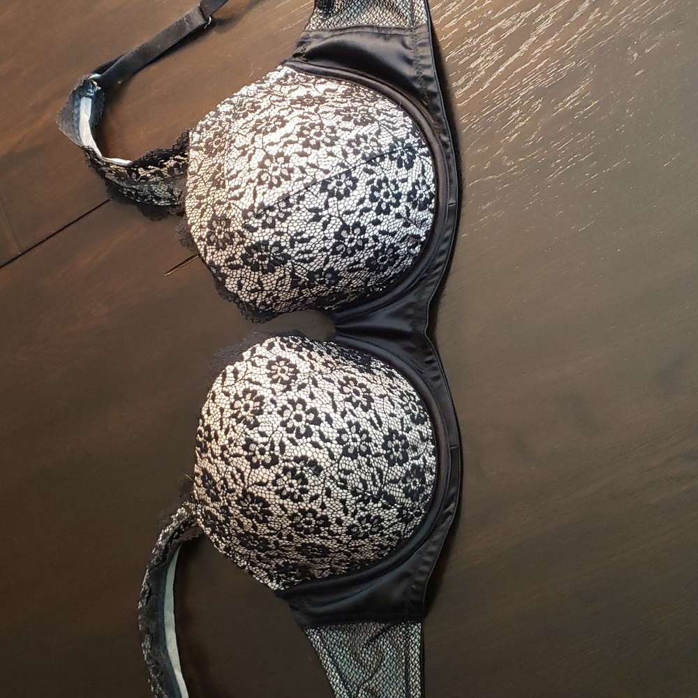 Pretty black and nude lace bra
